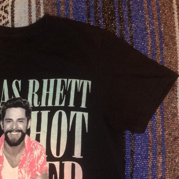 Thomas Rhett 2019 Very Hot Summer Tour Tee Shirt - Picture 4 of 10